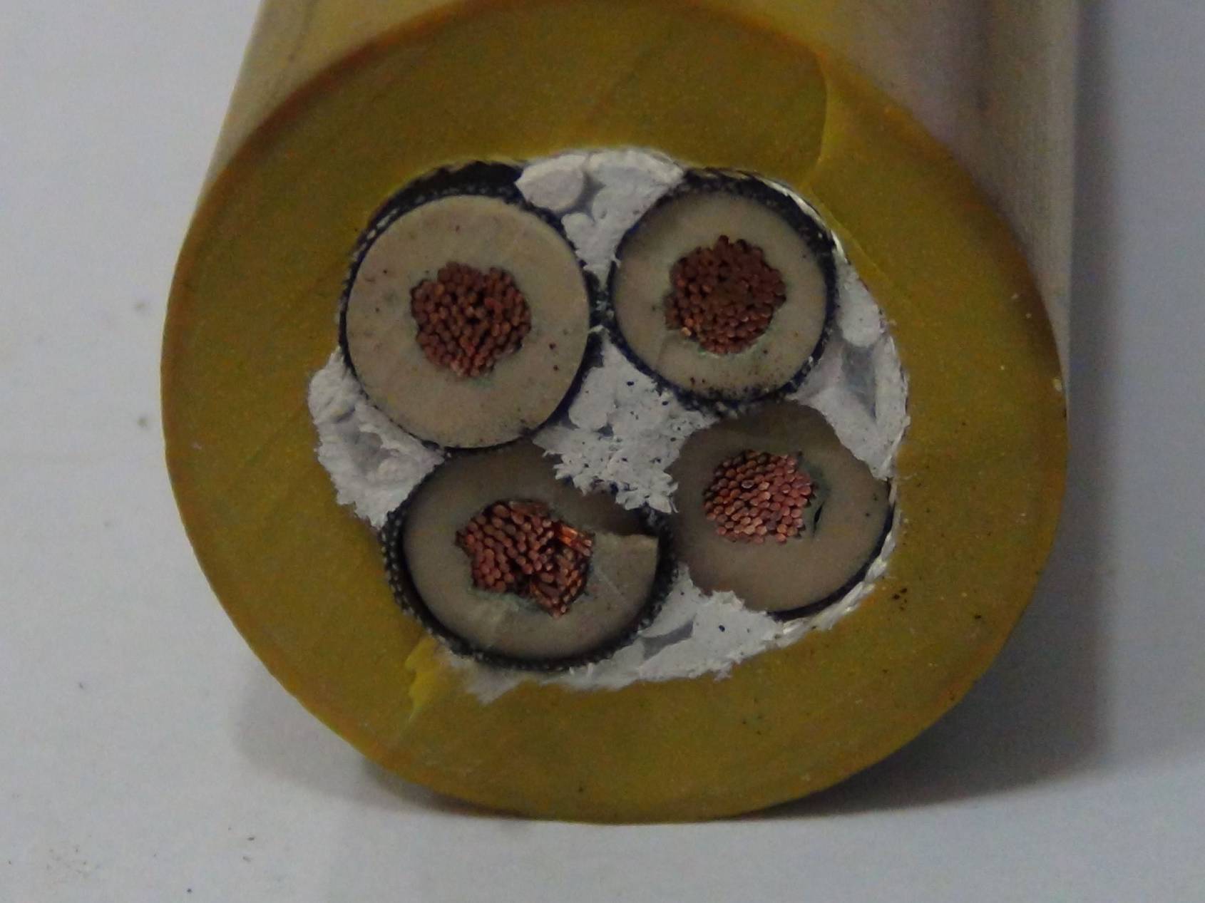 2000V及以下石油平台与舰船电力电缆 2000V及以下石油平台与舰船电力电缆